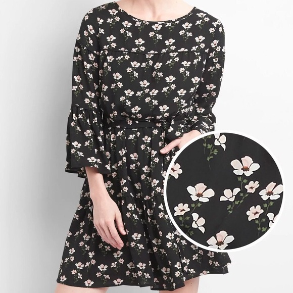 GAP Dresses & Skirts - NWOT GAP Floral Bell-Sleeve Tiered Dress